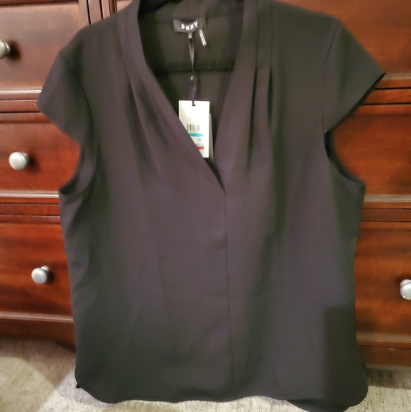 womens dressy black blouses